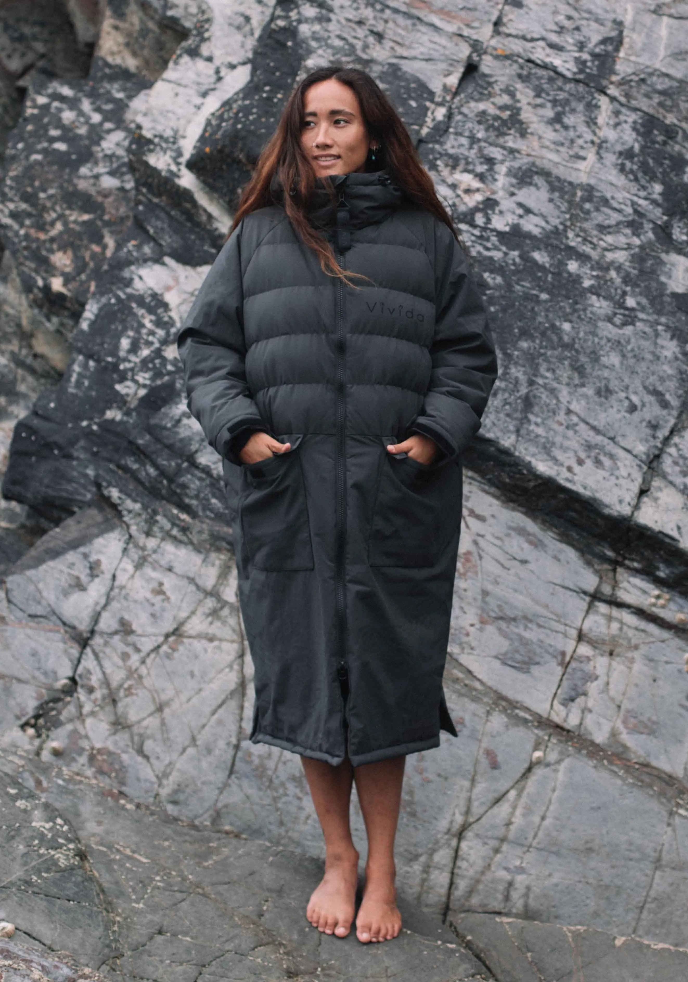 All Weather Puffer Changing Robe - Fossil Grey