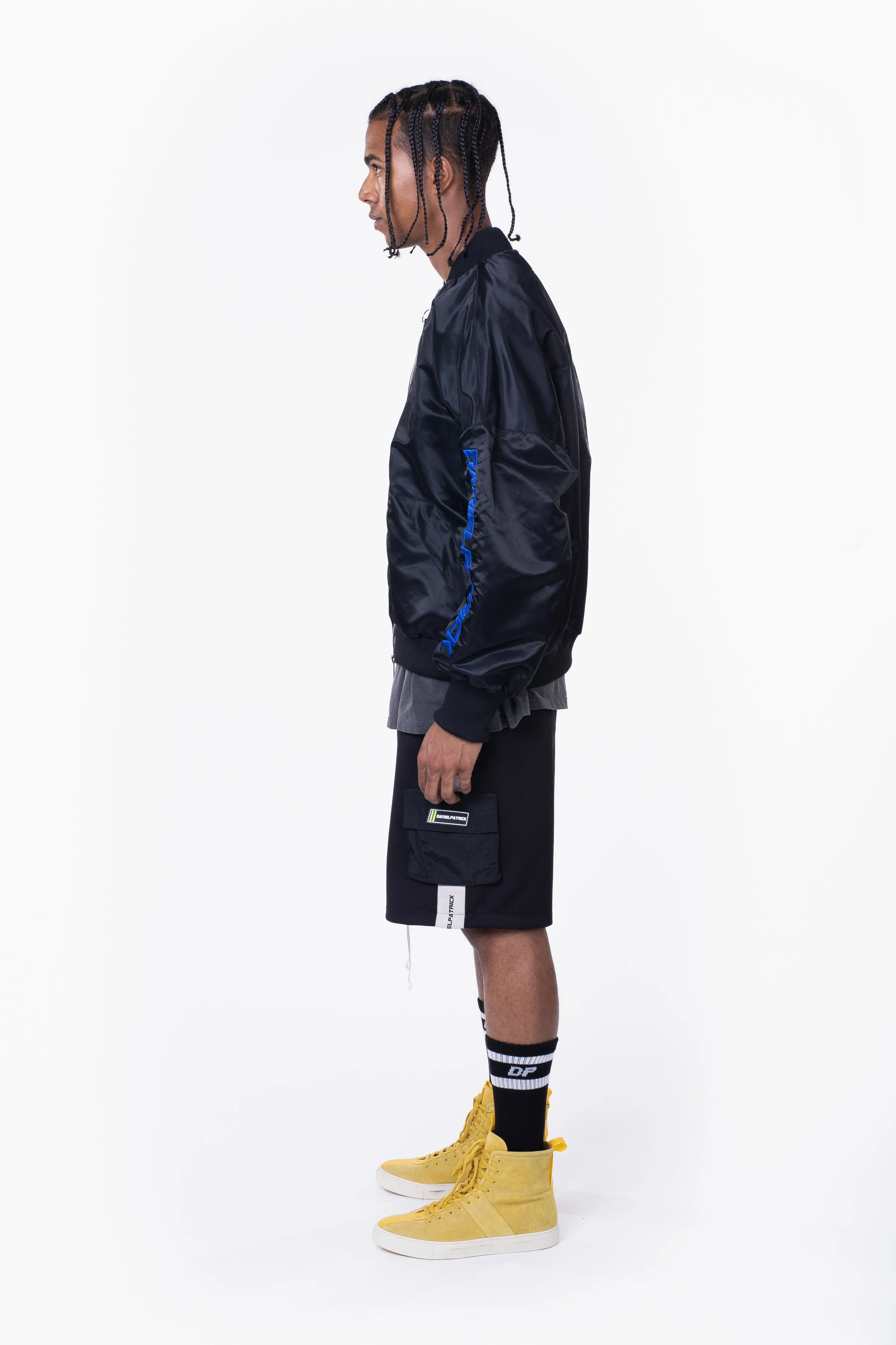 DP embroidered sleeve bomber / black   cobalt