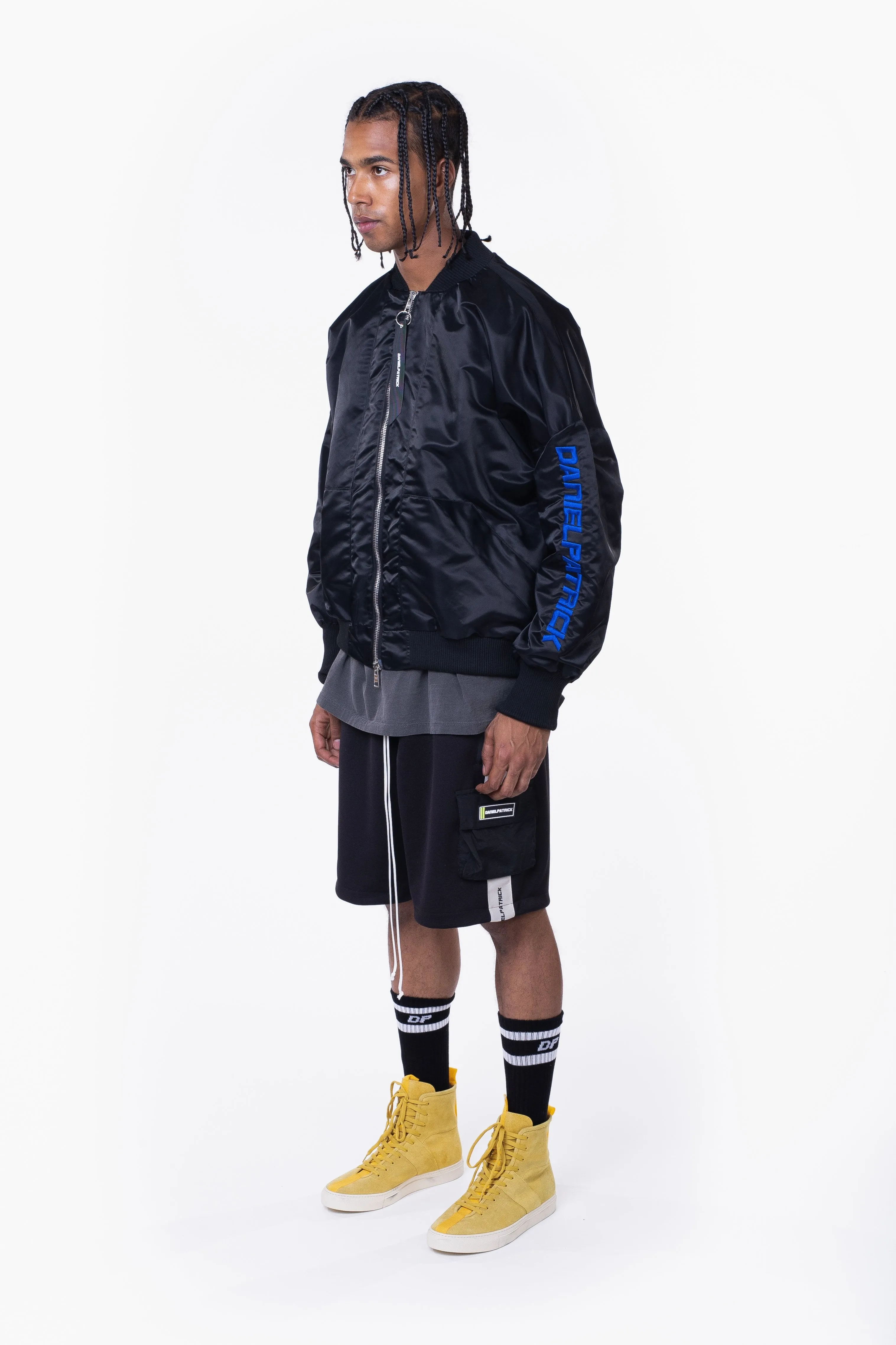 DP embroidered sleeve bomber / black   cobalt