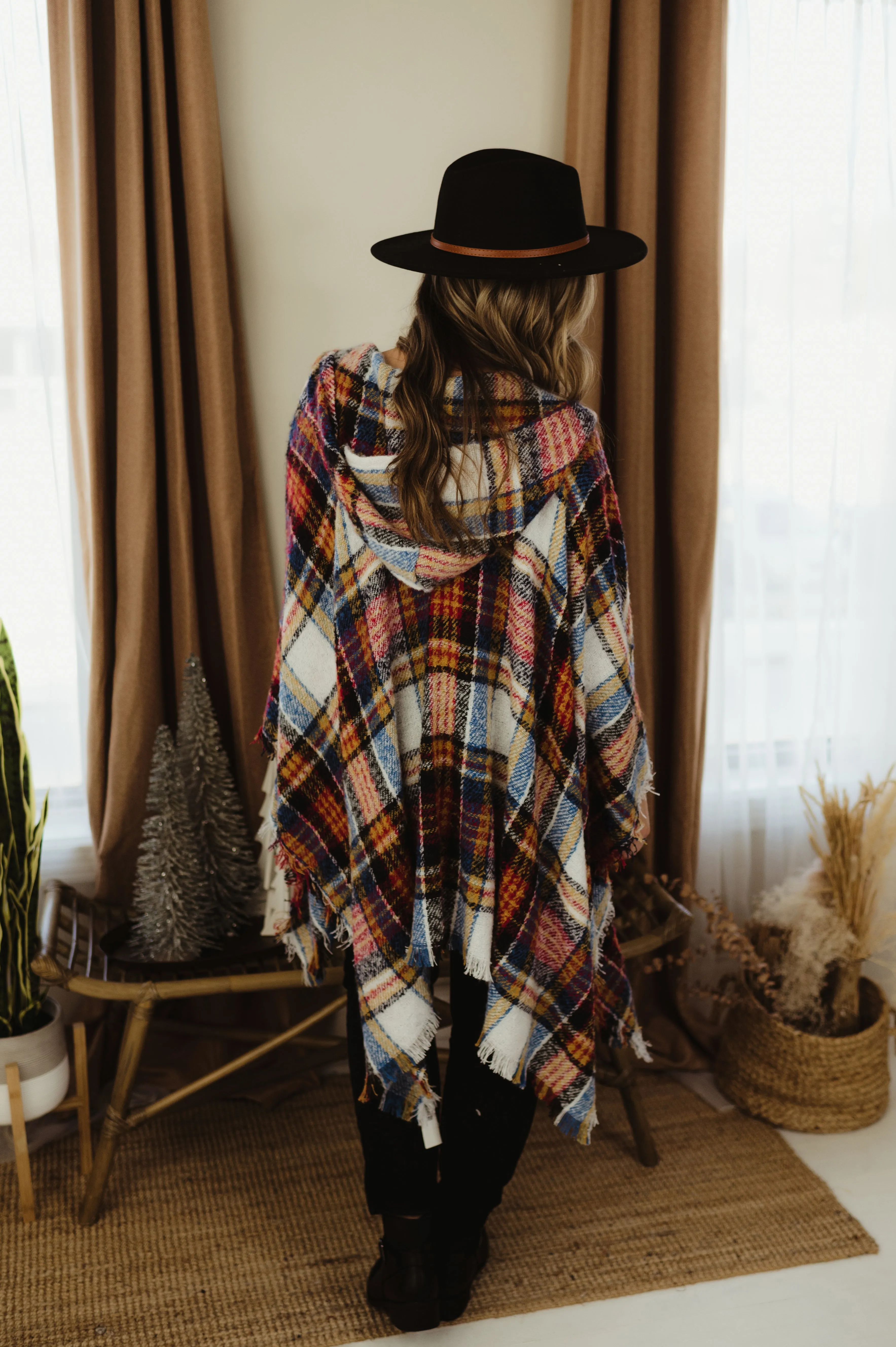 Dye Plaid Ruana
