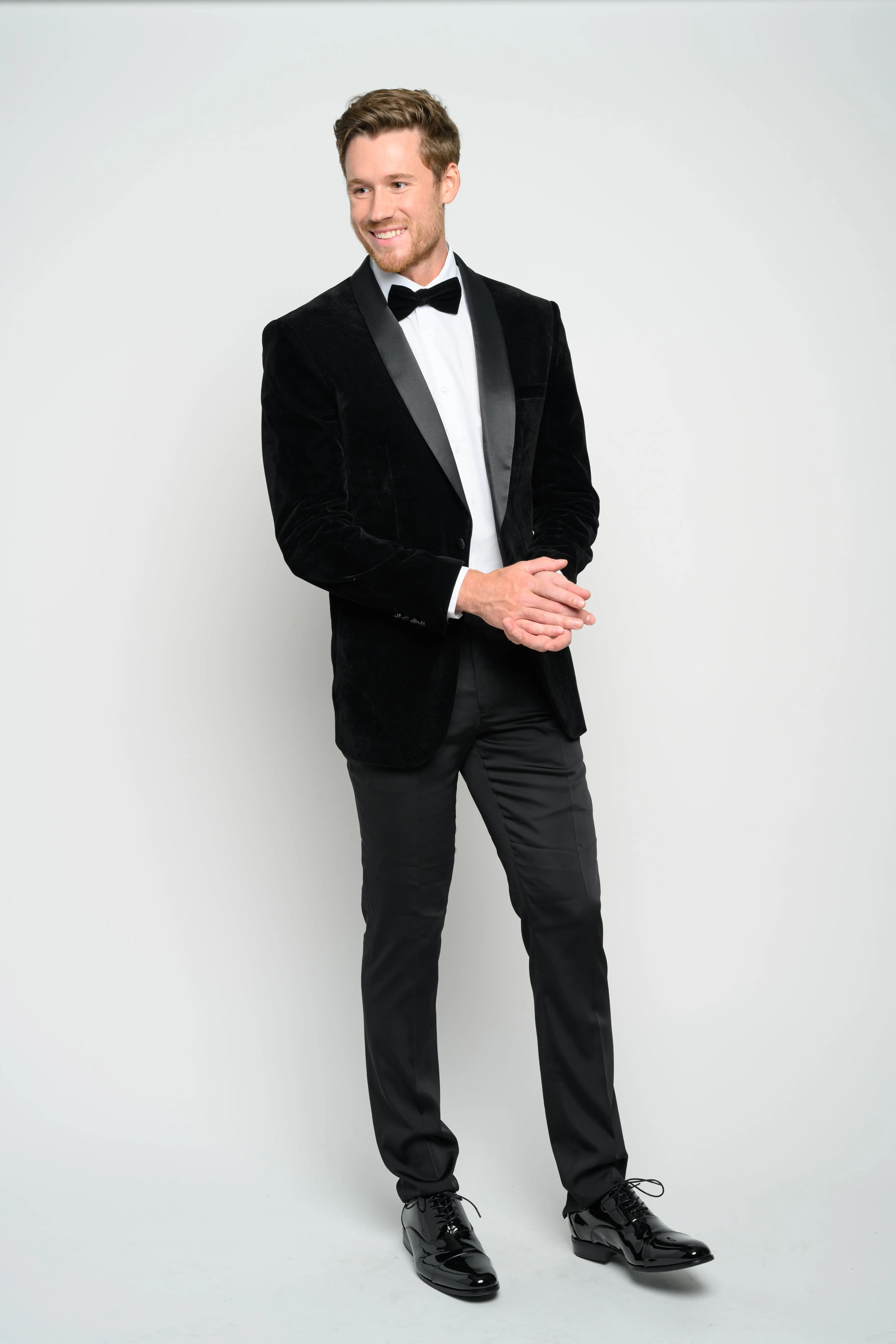 OMC Signature Men's Black Velvet Shawl Lapel Slim Fit Tuxedo Jacket