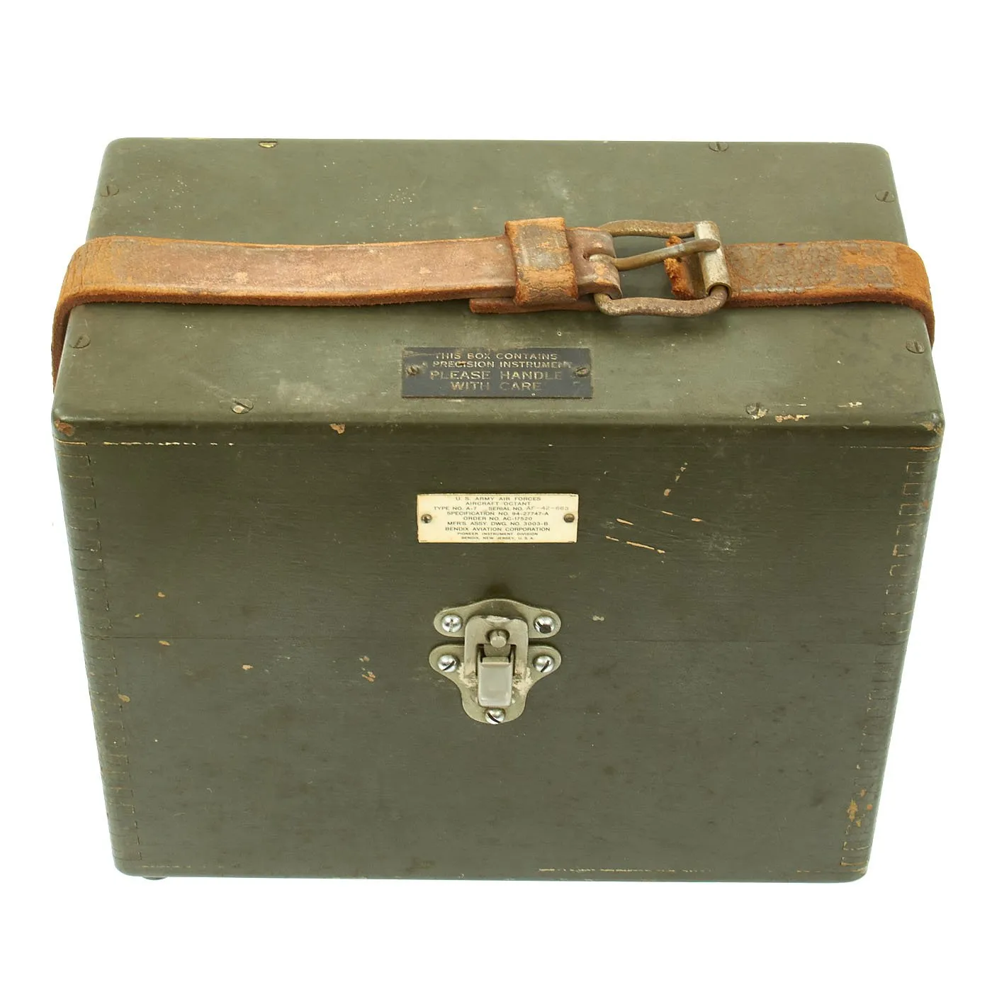Original U.S. WWII Army Air Forces Type A-7 Octant by Bendix Aviation in Transit Case