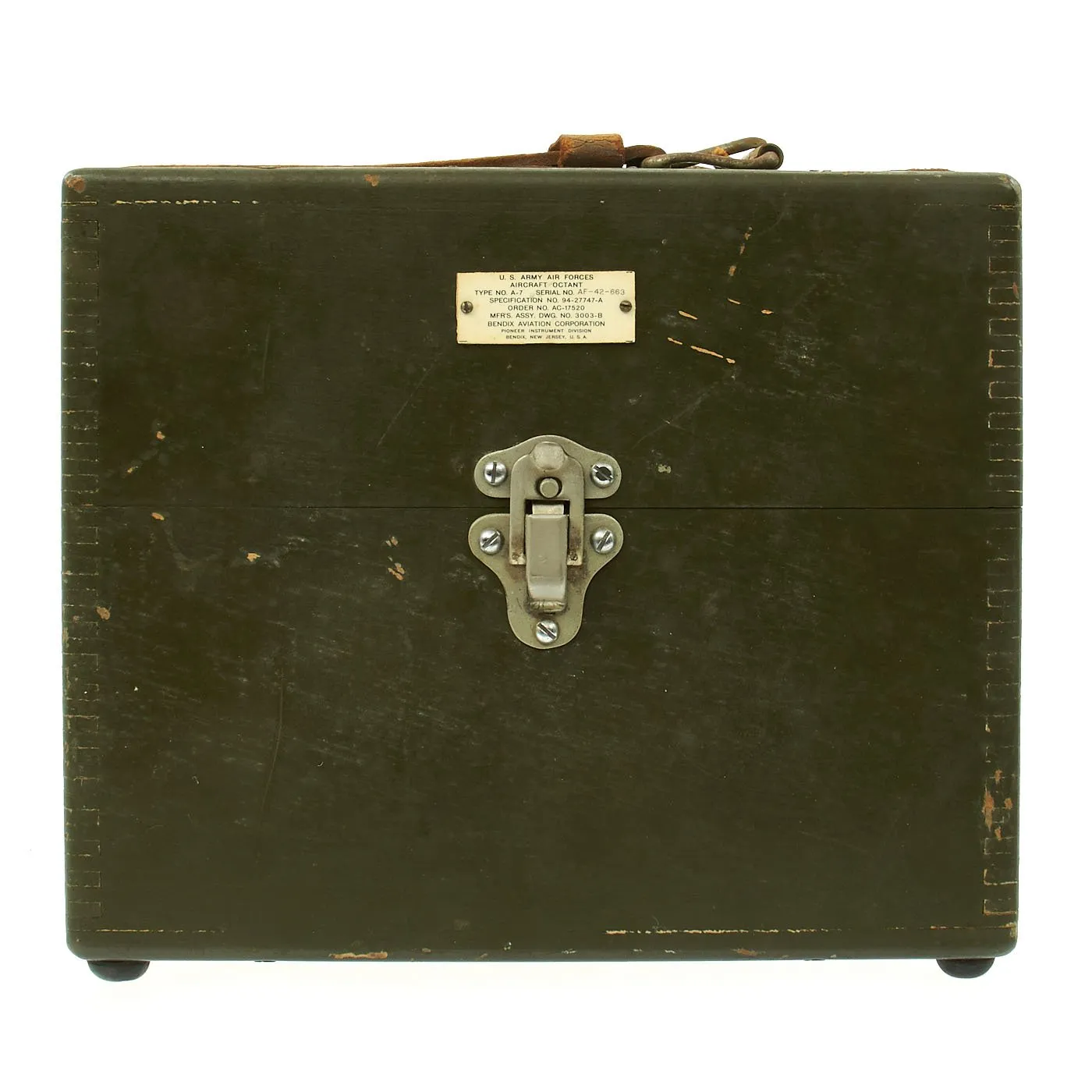 Original U.S. WWII Army Air Forces Type A-7 Octant by Bendix Aviation in Transit Case