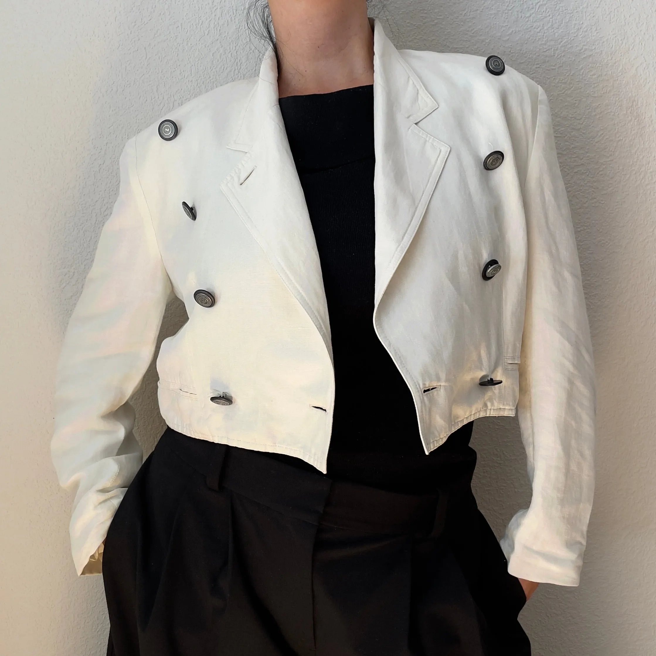 Vintage Laurèl Cropped Linen Blazer
