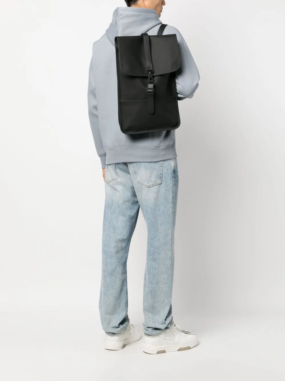 waterproof carabiner-fastening backpack